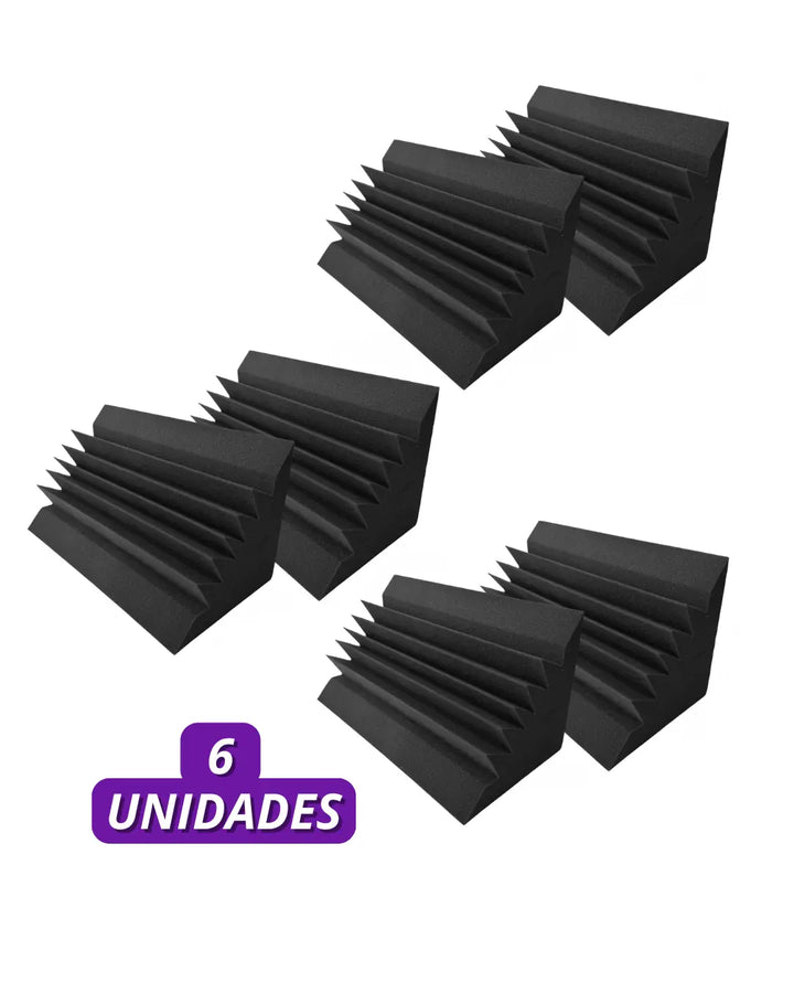 Trampas para graves instaladas en sala de home cinema
